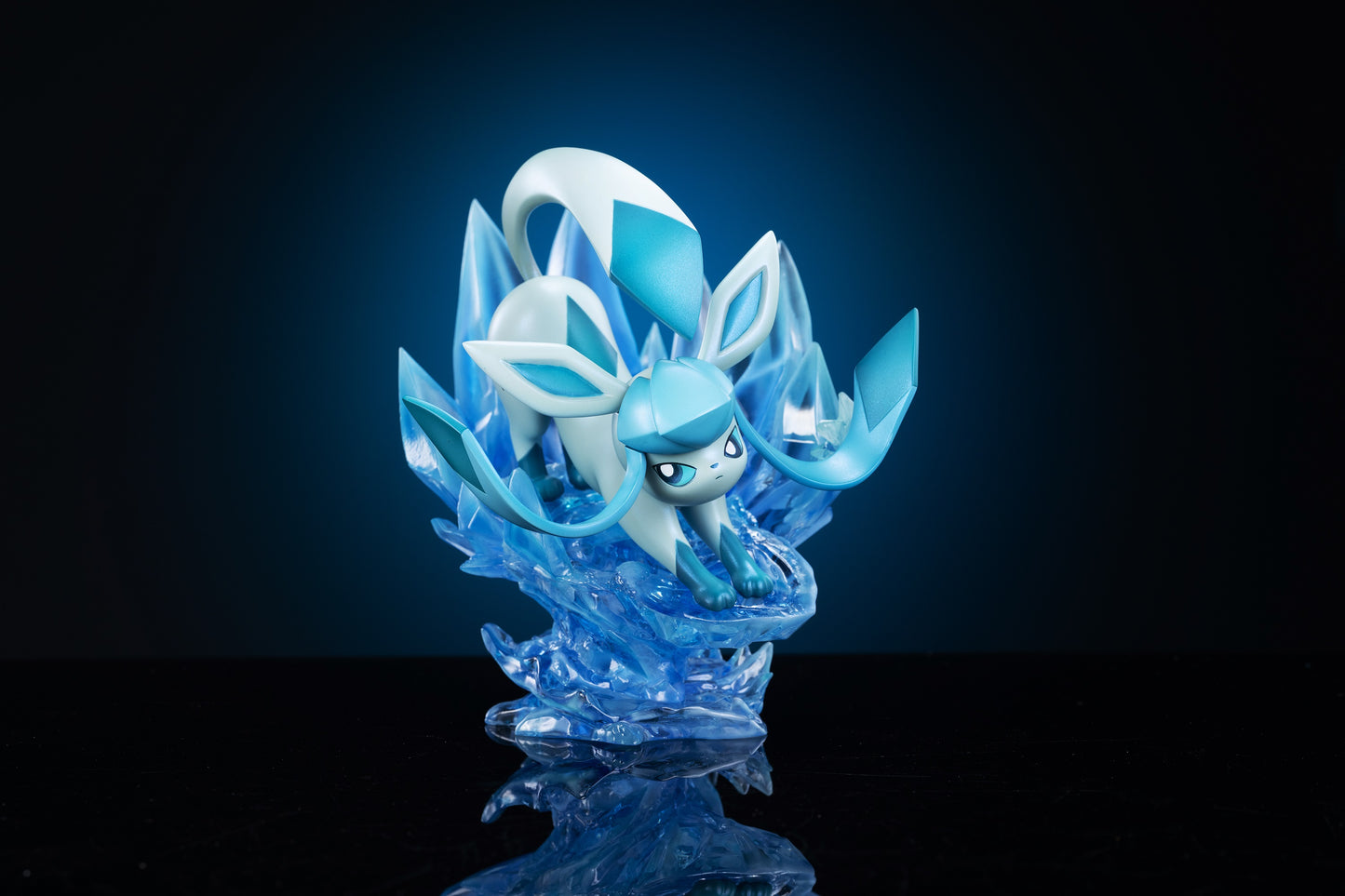 Digital Monster Studio - Glaceon [PRE-ORDER]