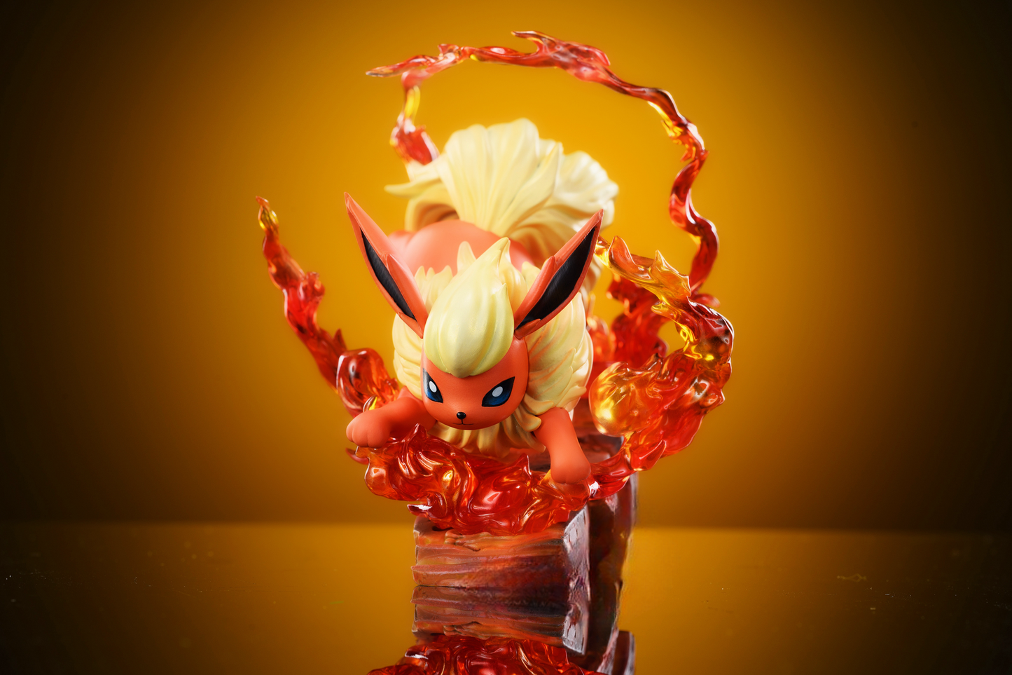 Digital Monster Studio - Flareon [PRE-ORDER CLOSED]