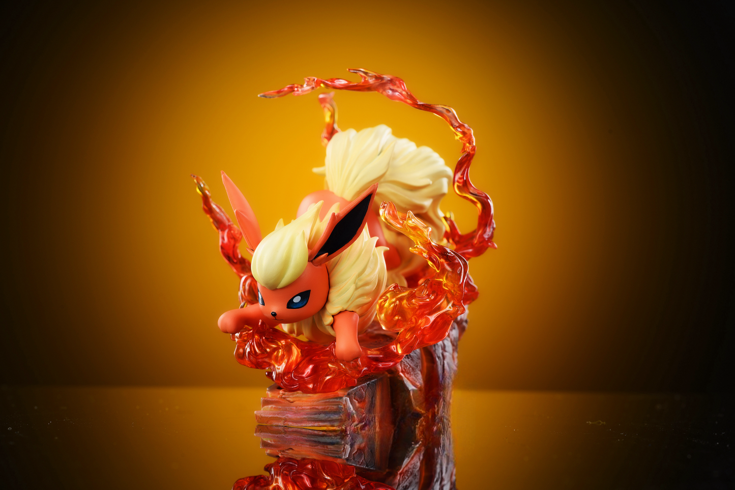 Digital Monster Studio - Flareon [PRE-ORDER CLOSED]